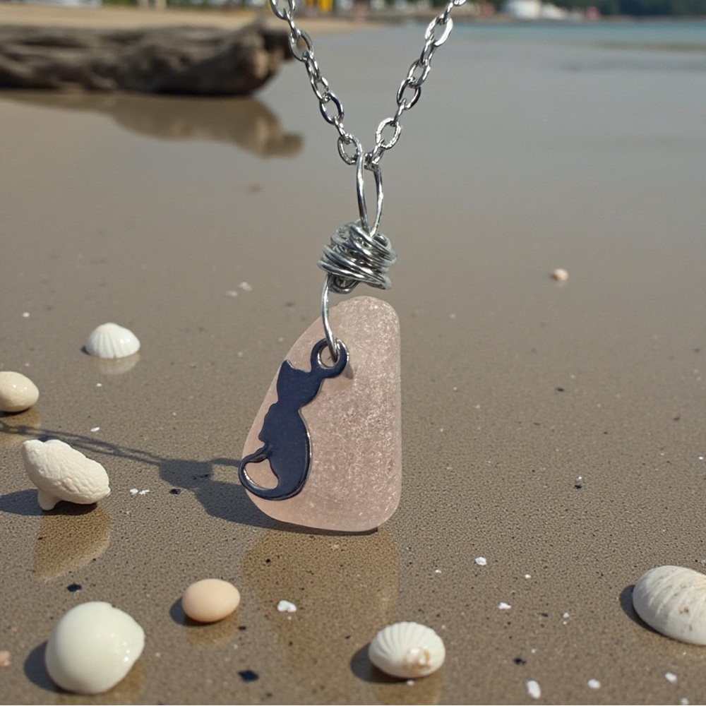NWT OOAK Handmade Surf Tumbled Sea Glass & Cat Pendant Necklace